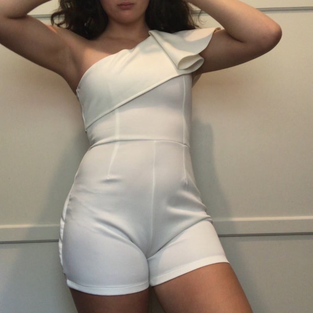 Adorable white one shouldered romper! Size small!